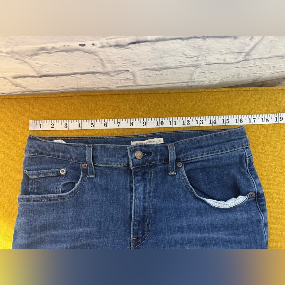 Women’s Levi’s 724 High Rise Straight Blue Jeans, Size 31 - Picture 6 of 7